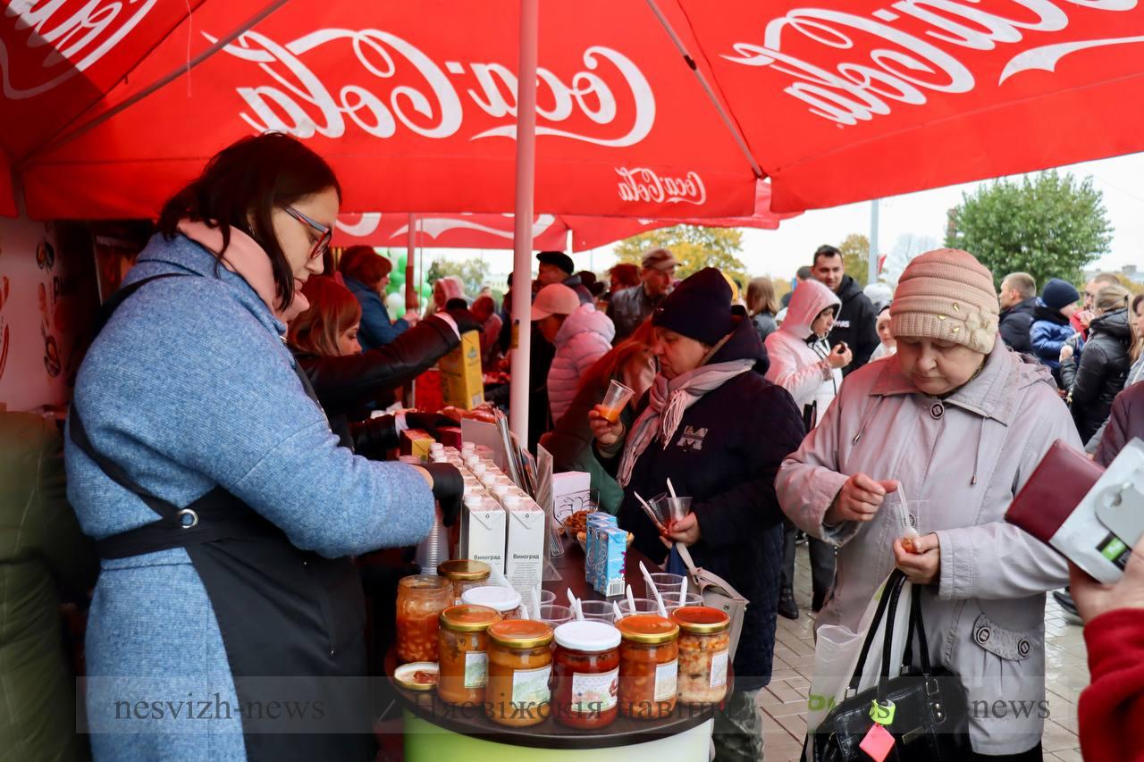 В Несвиже открылся новый торговый объект: магазин «ДРУЗЬЯ» распахнул свои  двери | Новости Несвижа | Нясвіжскія навіны 21.10.2023